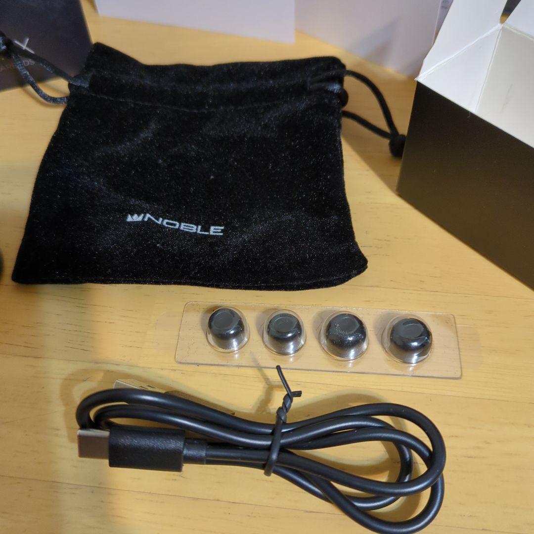 NOBLE　FALCONMAX　ワイヤレスイヤフォン　ジャンク品