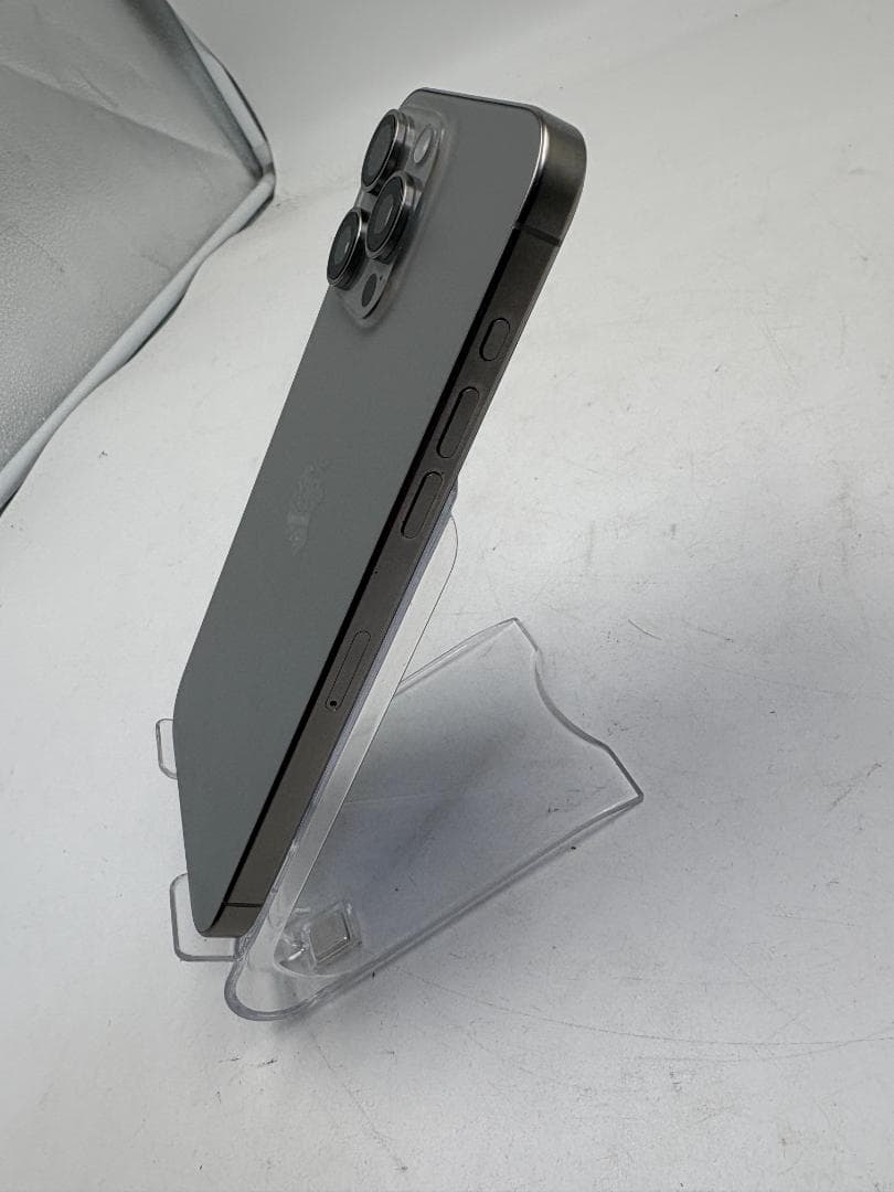 iPhone 15 Pro Max 256GB ブラック チタニウム