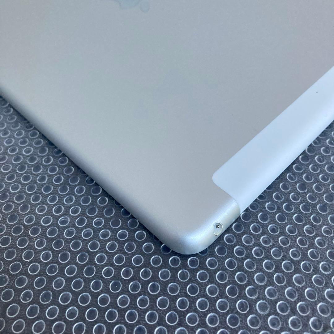 757【早い者勝ち】比較的美品☆iPad8 第8世代 32GB SIMフリー☆