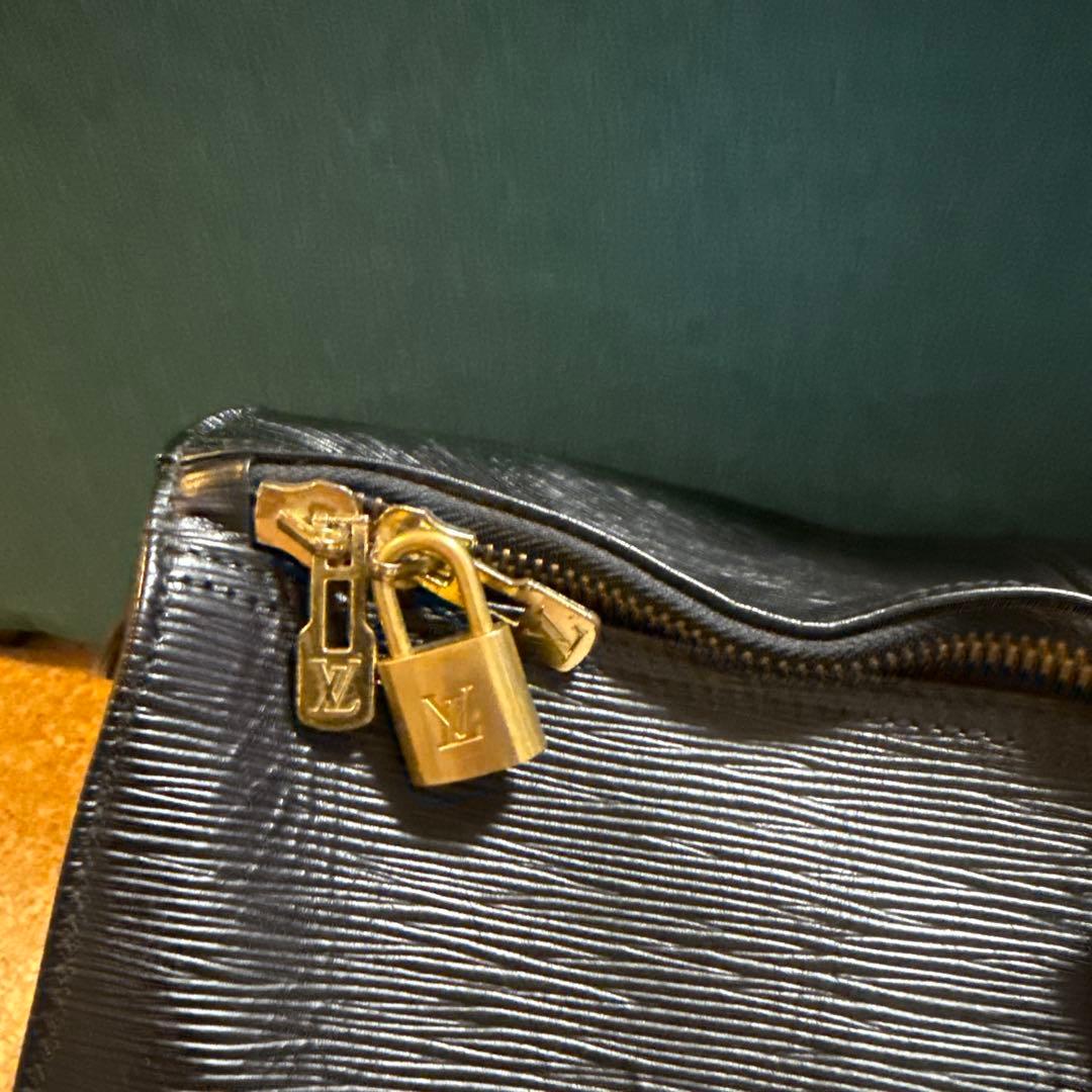 ルイヴィトン　ボストンバッグ