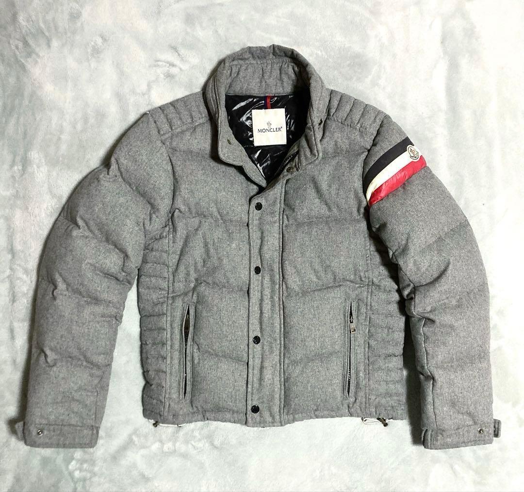 モンクレール CHARTREUSE シャルトリューズ ダウンジャケット