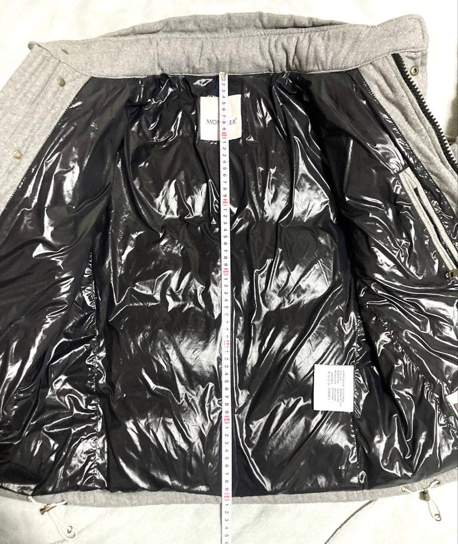 モンクレール CHARTREUSE シャルトリューズ ダウンジャケット