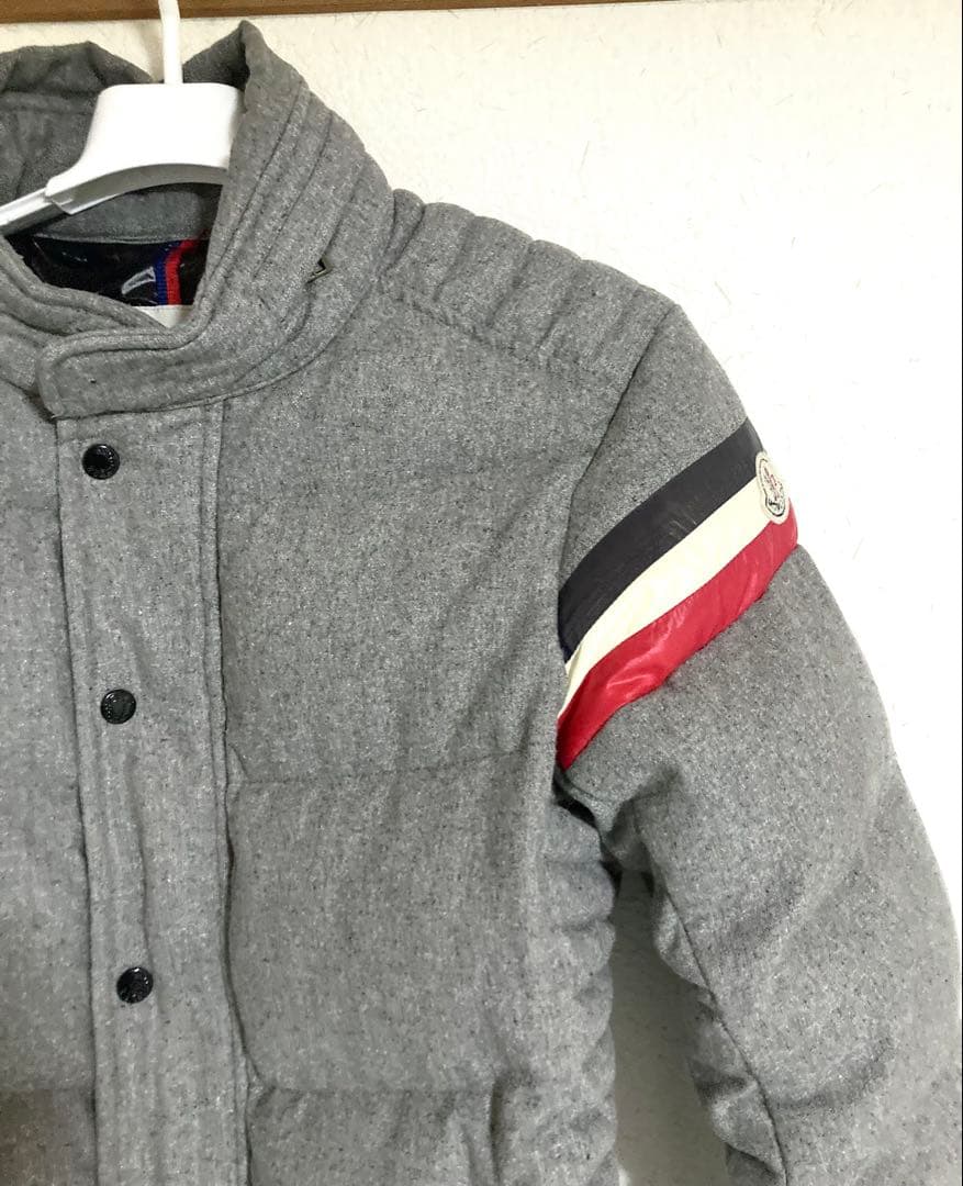 モンクレール CHARTREUSE シャルトリューズ ダウンジャケット