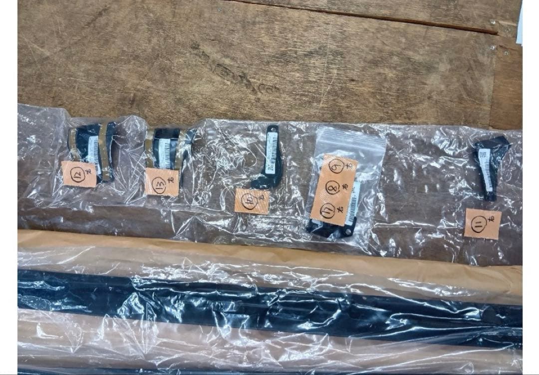 未使用　222 アルファード　ヴェルファイア　30前期　後期　モデリスタ 右一式