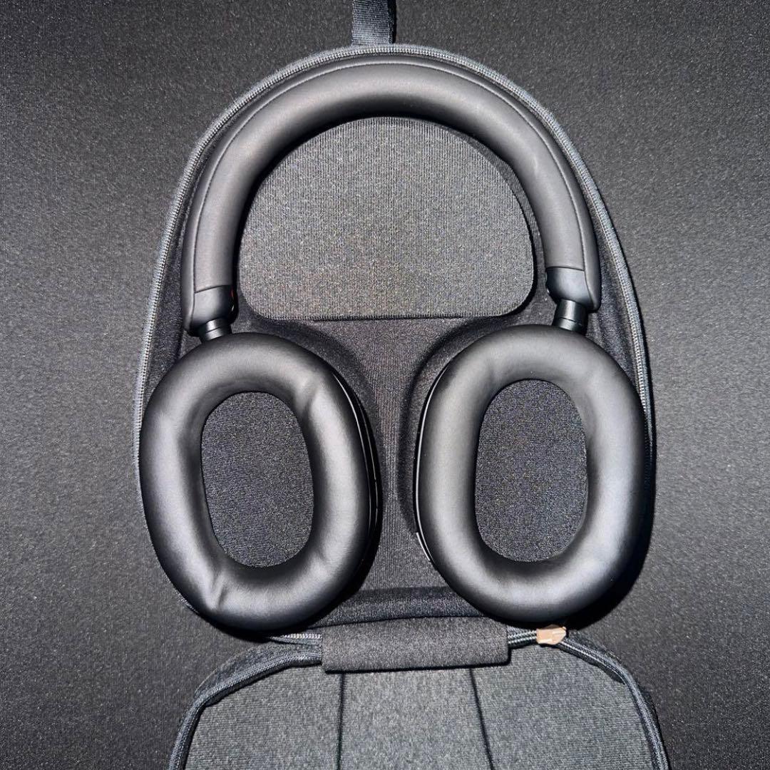 WH-1000X M5 ヘッドホン　SONY