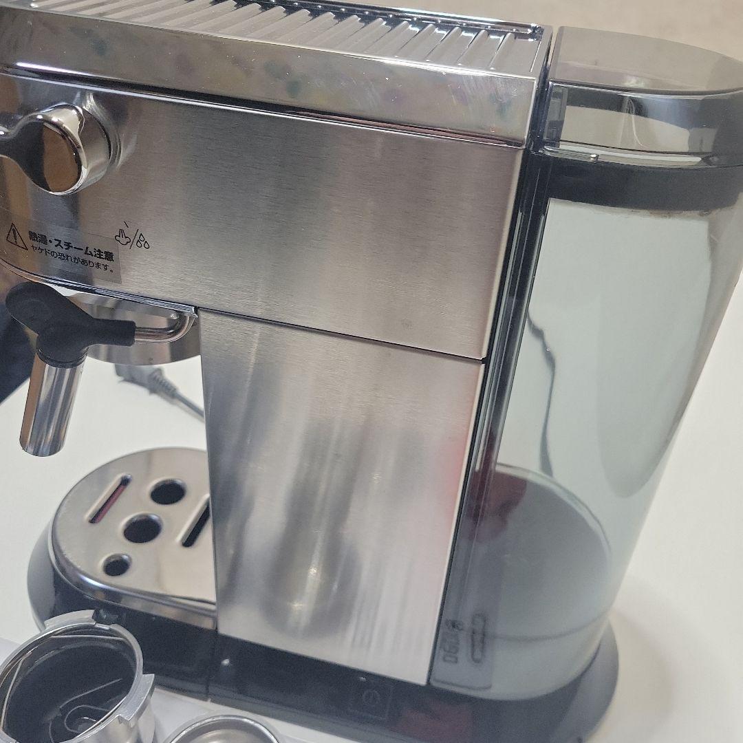 DeLonghi エスプレッソマシン EC680