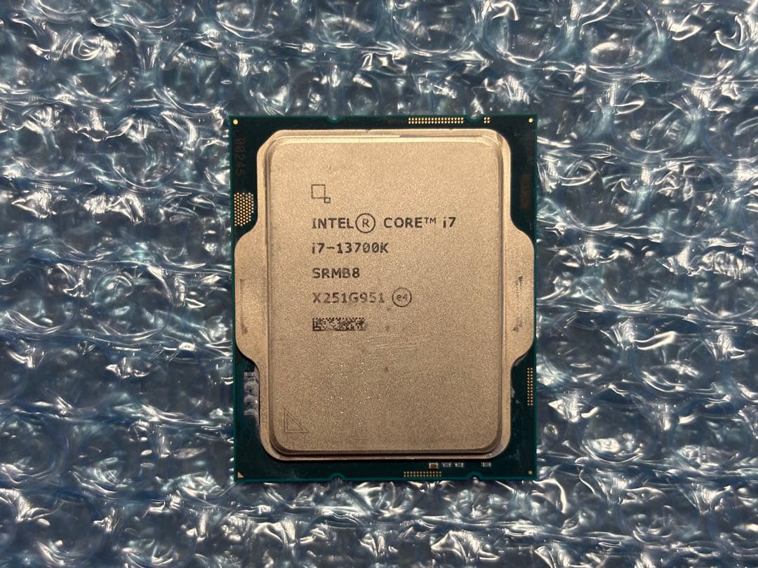 【動作品!!】Intel Core i7-13700K CPU LGA1700