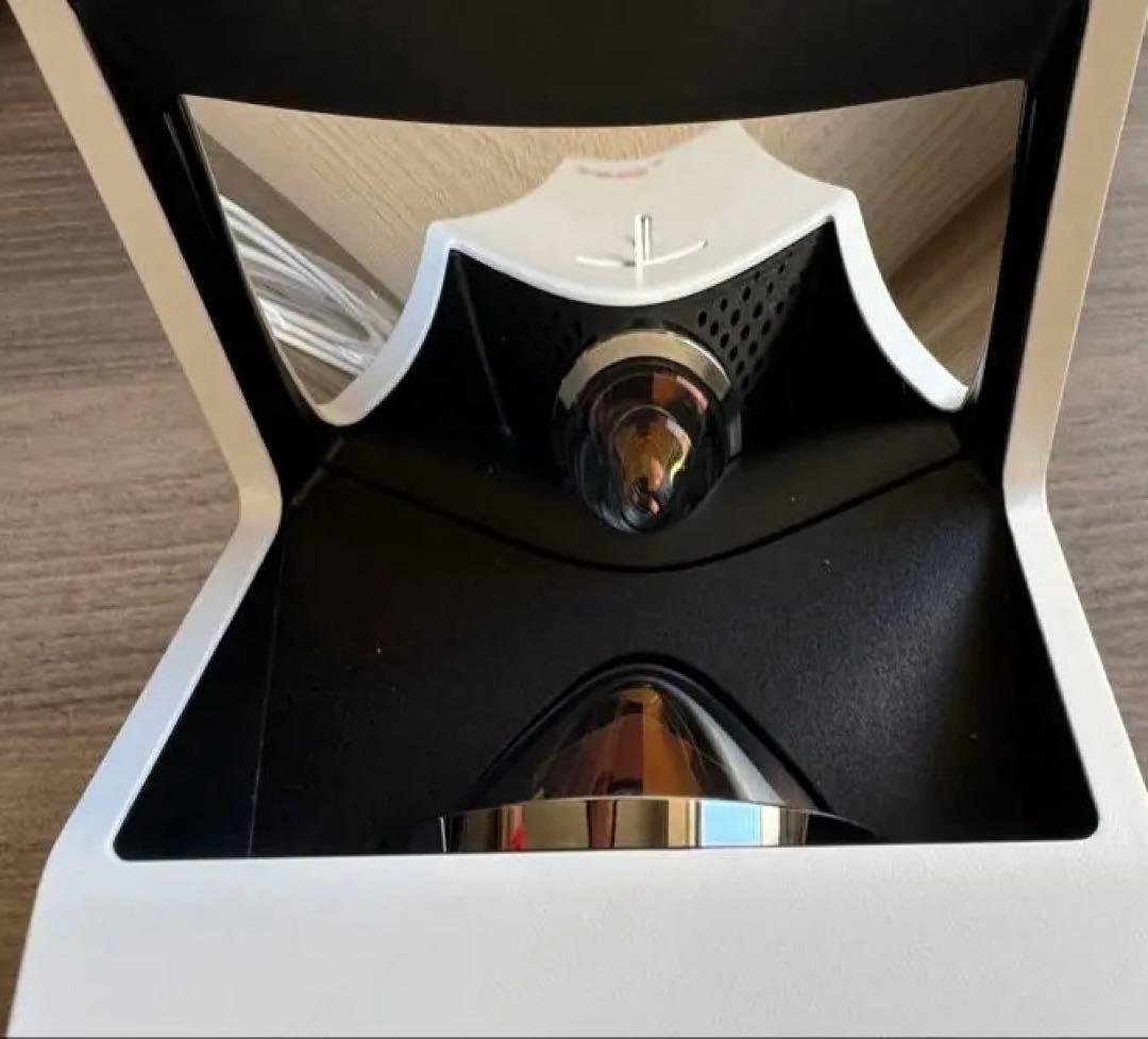 LG Cine Beam Laser HF85LSR 超短焦点プロジェクタ