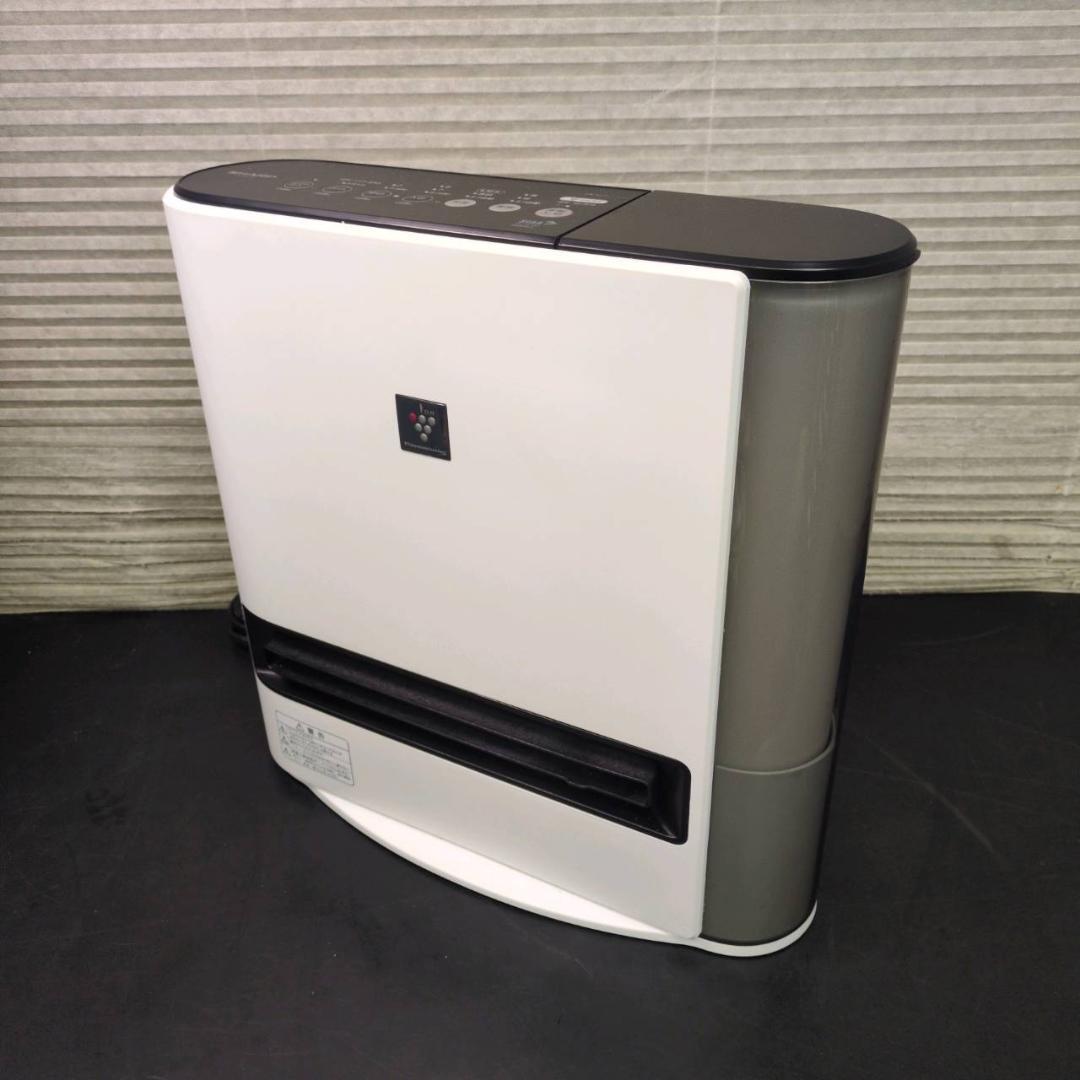 ☆シャープ 加湿セラミックファンヒーター HX-TK12-W 2024年製