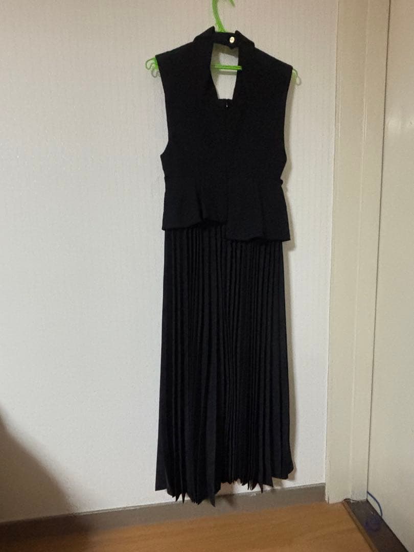 【新品未使用タグ付き】snidelスナイデル　ジレディティールジャンスカ