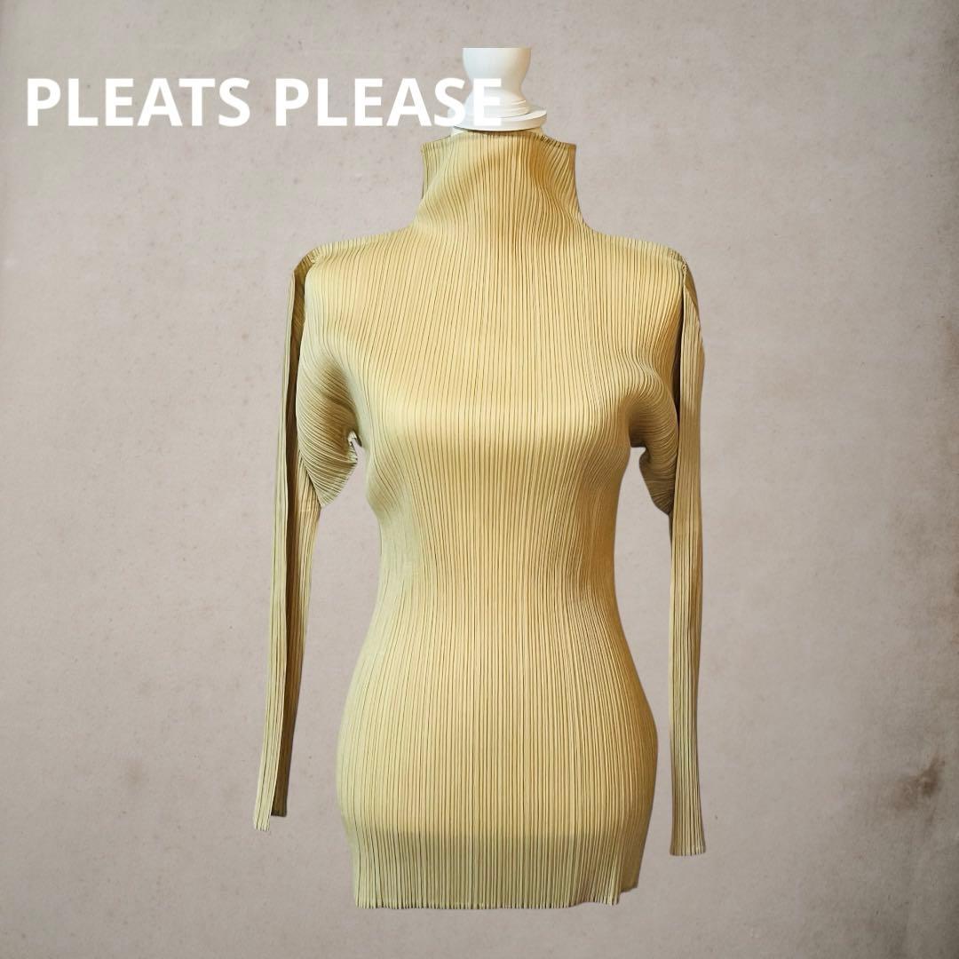 PLEATS PLEASE 長袖ハイネック ベージュ 冬も暖か 重ね着楽ちん✨