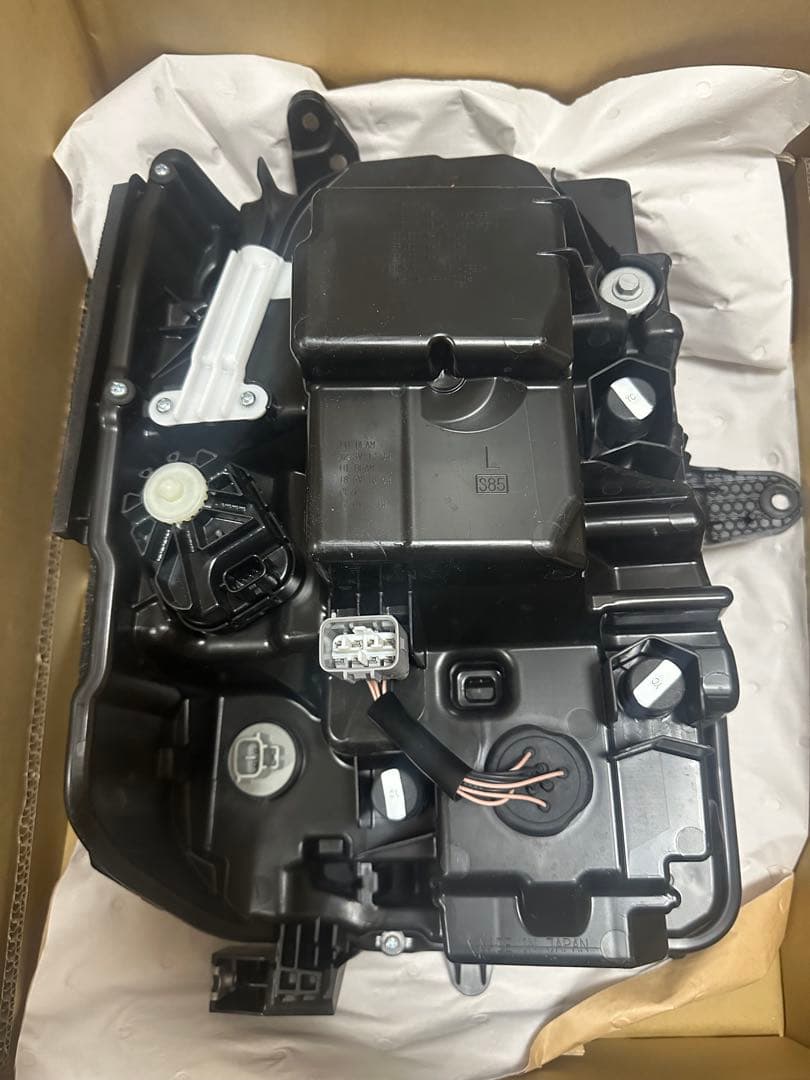 現行エブリィワゴン DA17W 左ヘッドライト