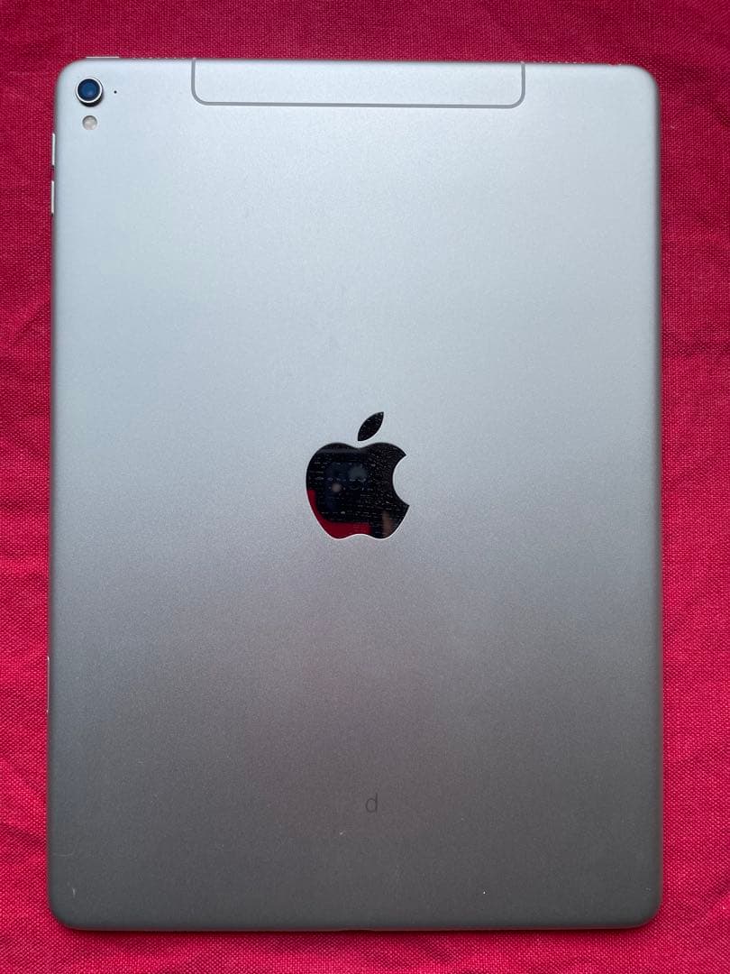 iPad Pro 9.7インチ 256GB au/SIMフリー シルバー