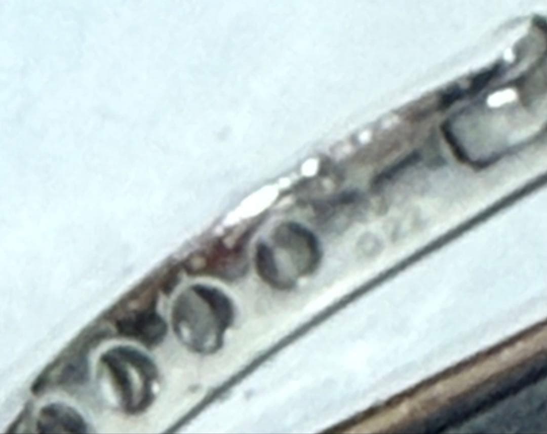 Pt950 中折ダイヤモンドフープピアス0.22ct[片耳]Gstv