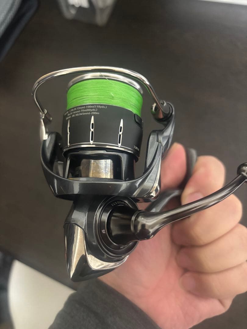 美品 ダイワ 24ルビアス ST SF 2000SS-H スピニングリール