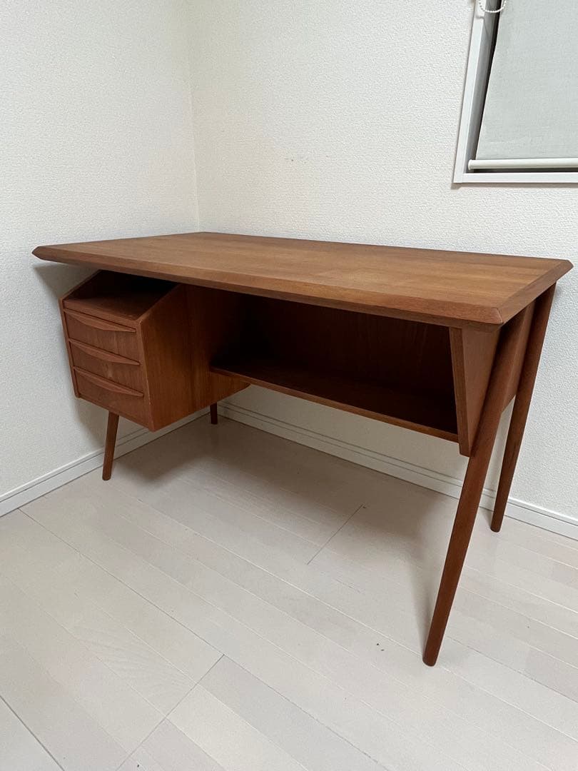デンマーク製 アンティーク 木製デスク 3段引き出し付き