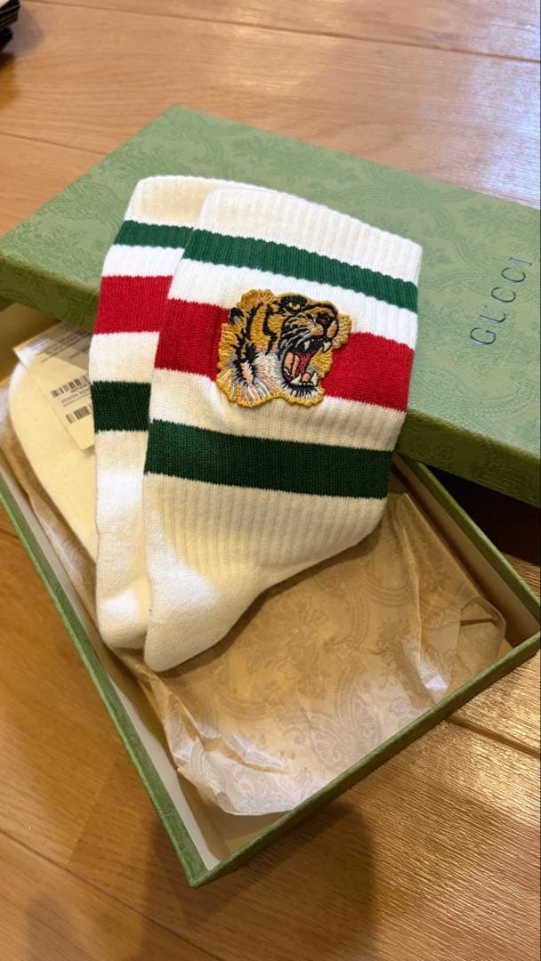 GUCCI ホワイトソックス Lサイズ