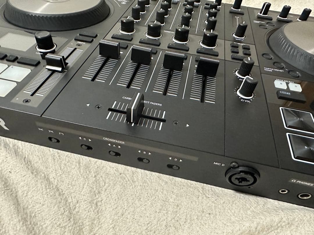 DJ機材 TRAKTOR KONTROL S4 MK3