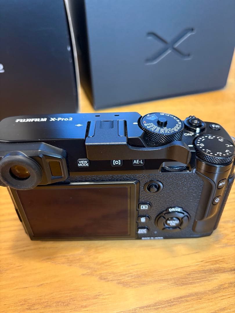 Fujifilm X-Pro2 ブラック　サムグリップ付　即送ります！年内に！