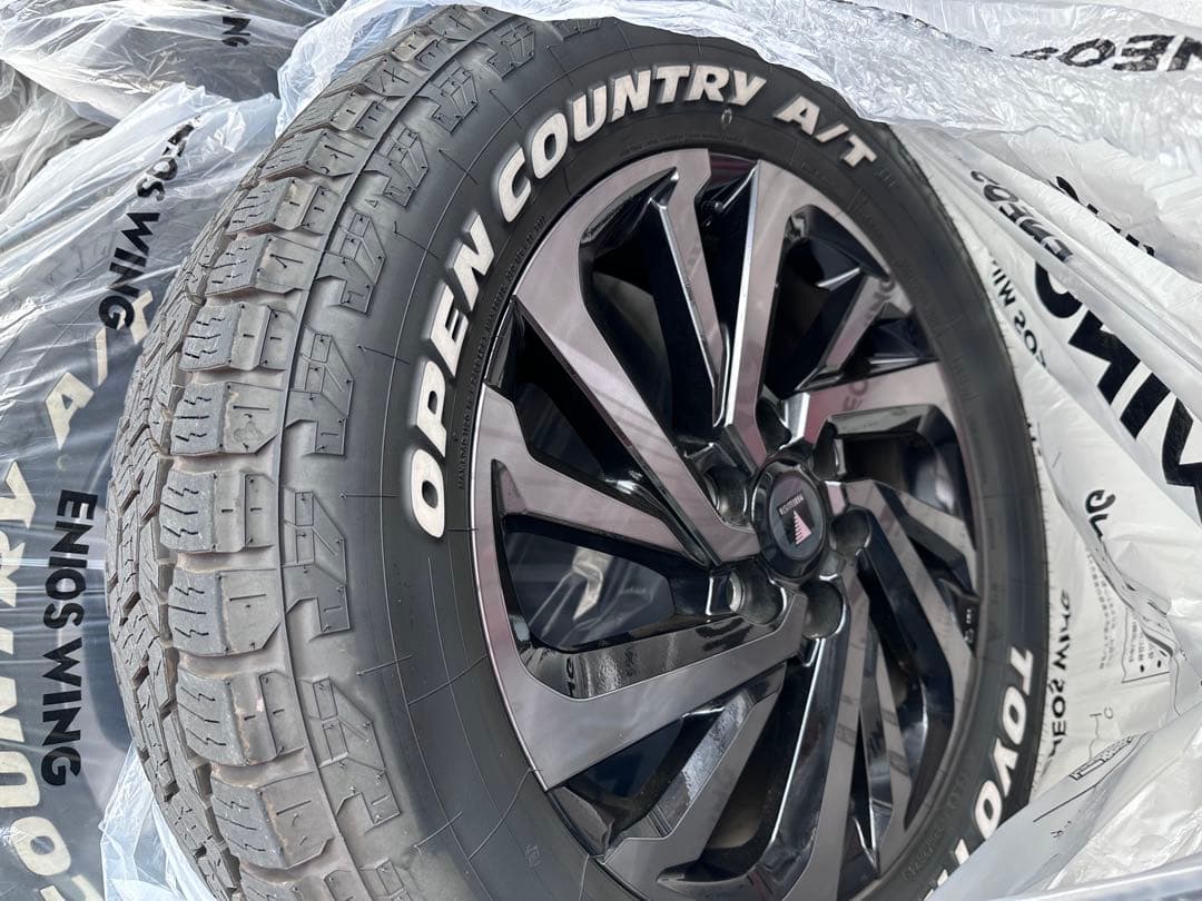 ランクル250 モデリスタ　タイヤホイールセット　　ホイールナットロックナット付