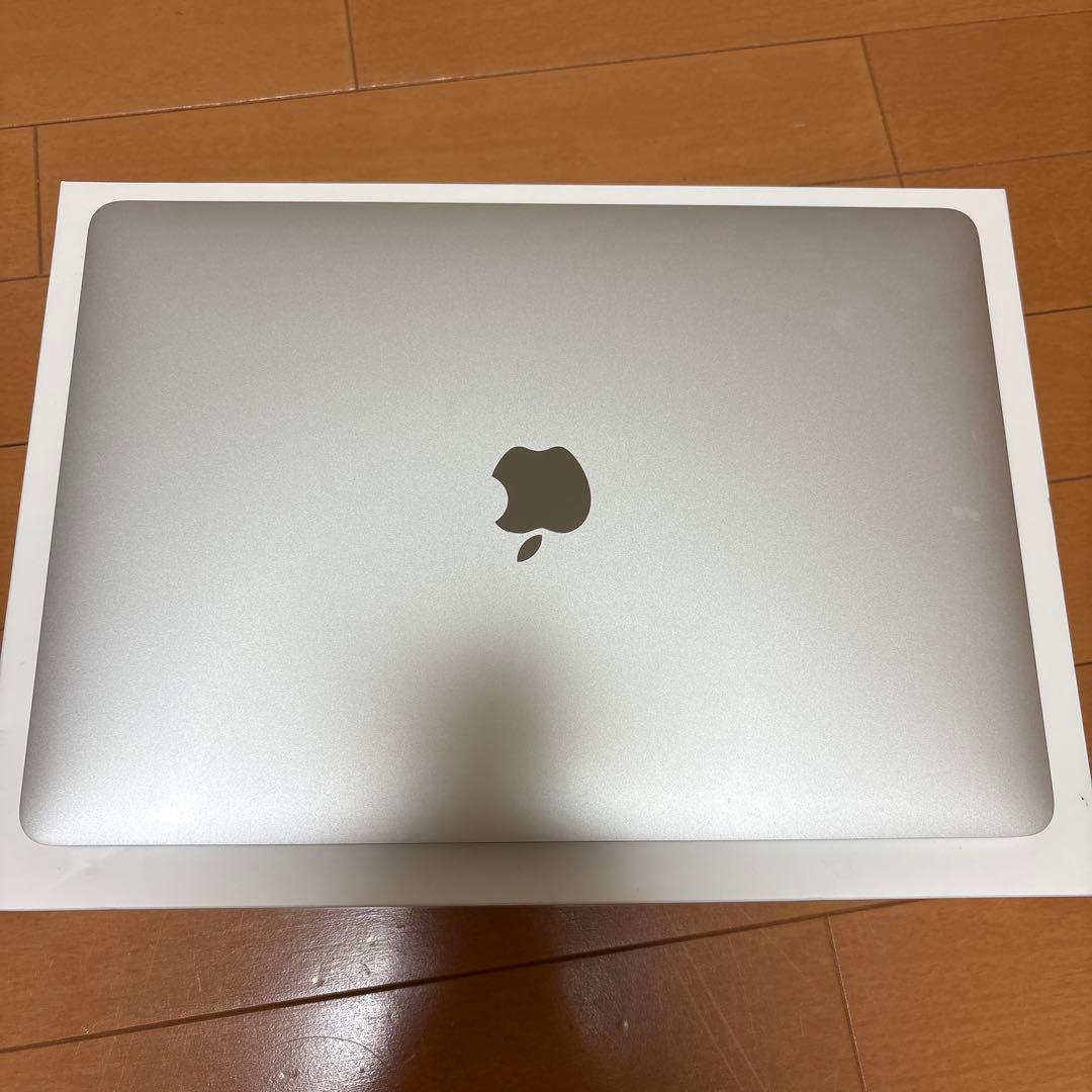 MacbookPro 2020 13インチ M1 8GB 256GB