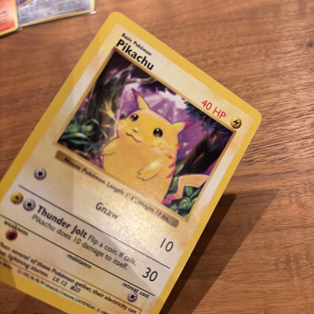 【希少美品】ピカチュウ　イエローチーク　シャドーレス