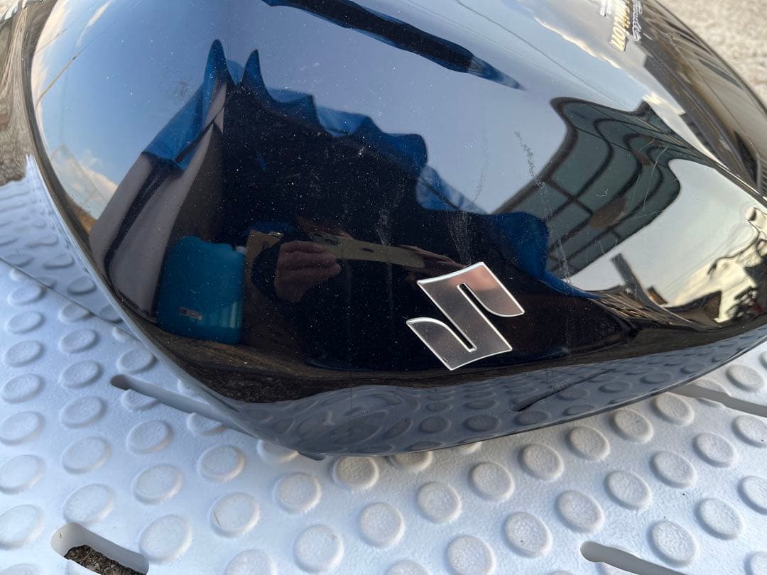 バンディット1200s gv79a ファイナルエディションタンクです。