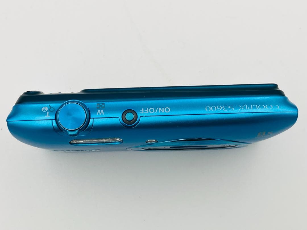 ニコン　COOLPIX S3600　コンデジ　ブルー