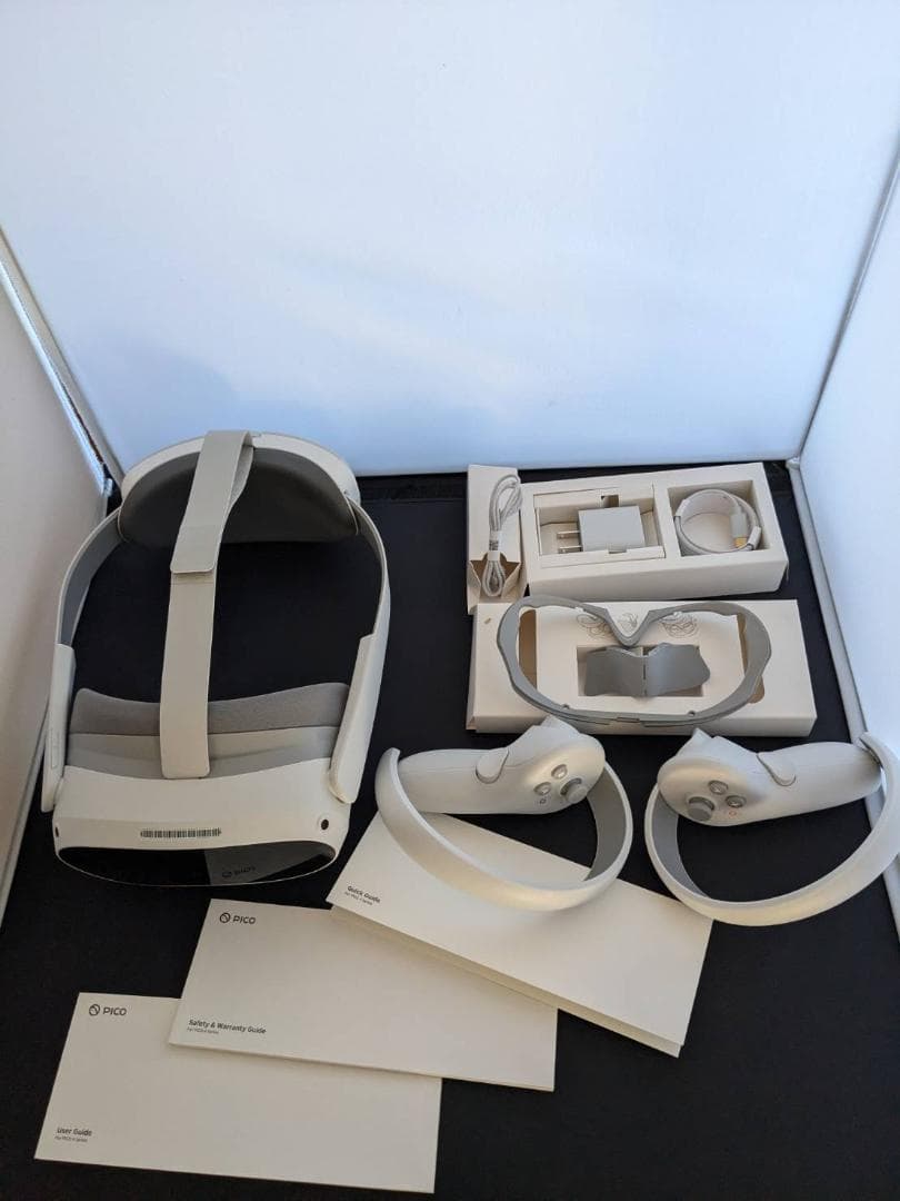 PICO 4 8G＋256GB VR ヘッドセット (ピコ 4) White