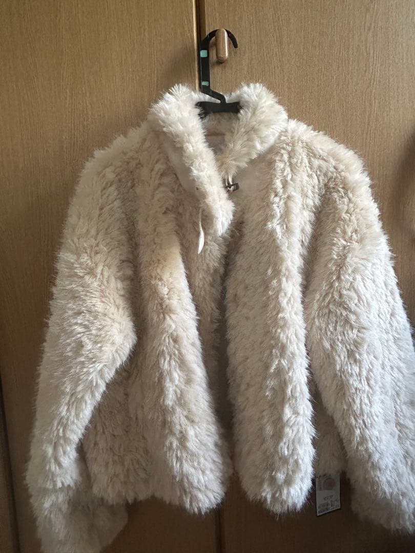 カールミドルファーコート　kastane