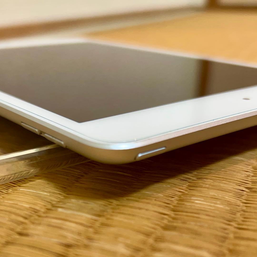 iPad mini 5 シルバー 64GB