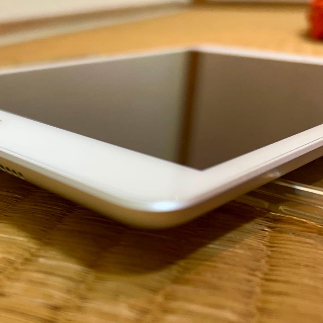 iPad mini 5 シルバー 64GB