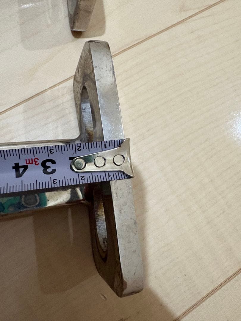 ISUZU ファイブスターギガ フォグランプステー値下げ