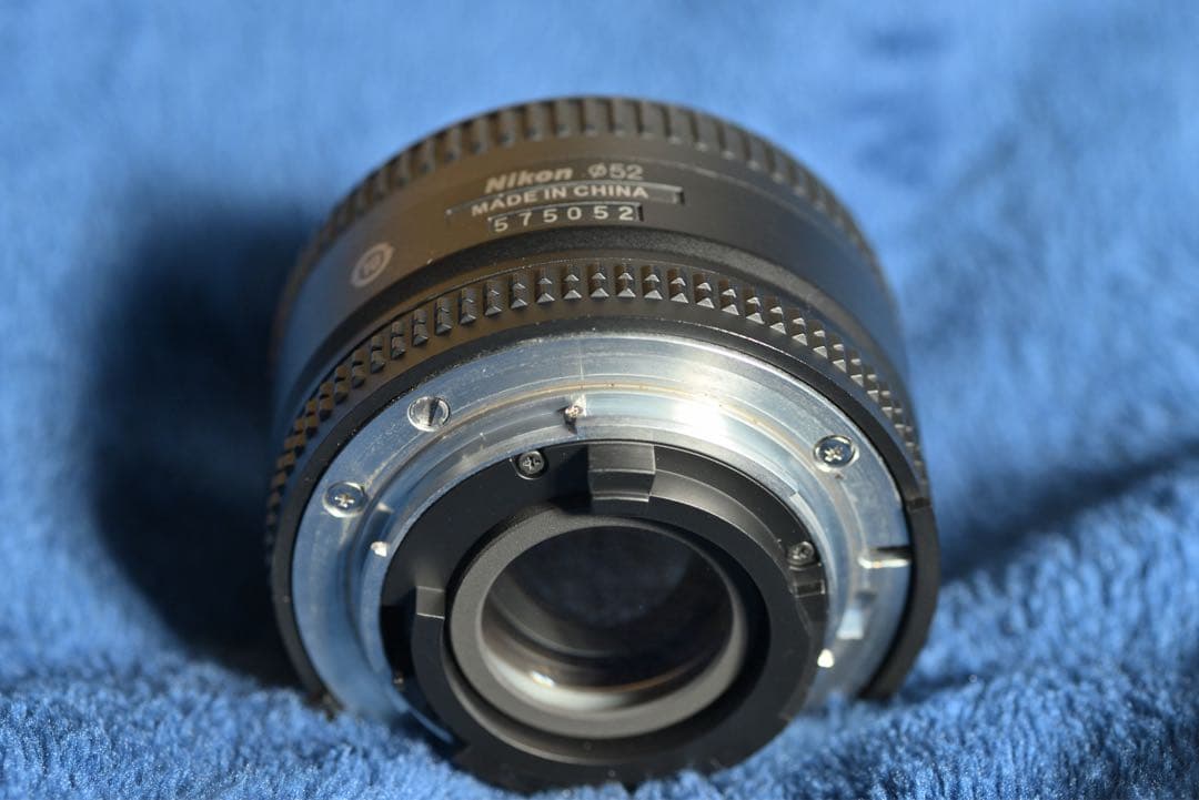 Nikon AF Nikkor 50mm f/1.8D 単焦点レンズ