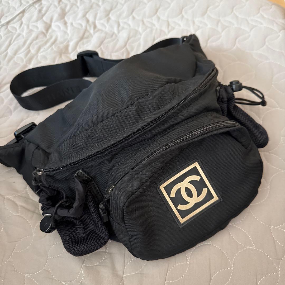 シャネル　スポーツライン　ボディバッグ　ショルダーバッグ　希少品