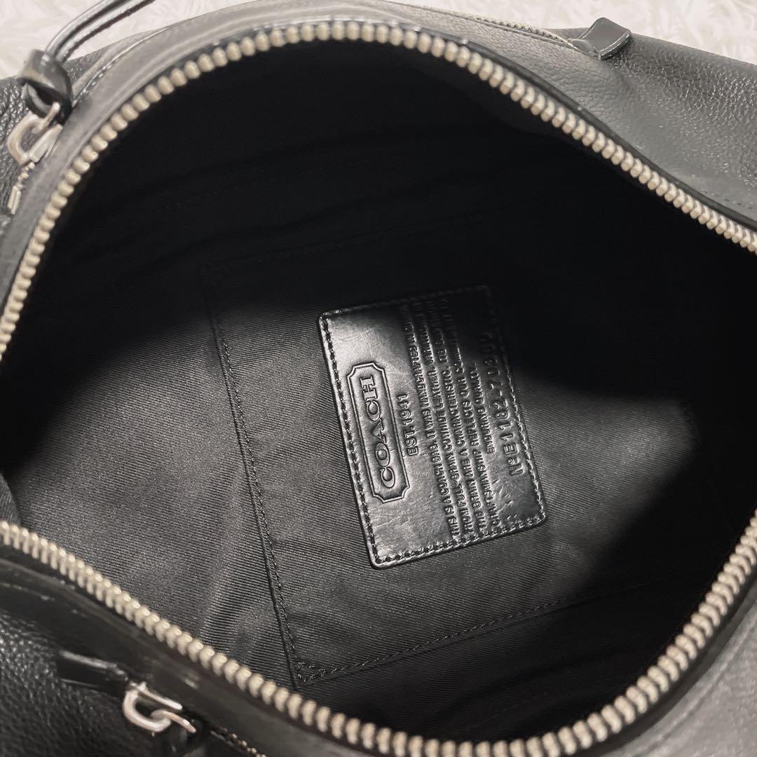 ☆tomo☆ 良品 COACH トンプソン ショルダーバッグレザー 黒