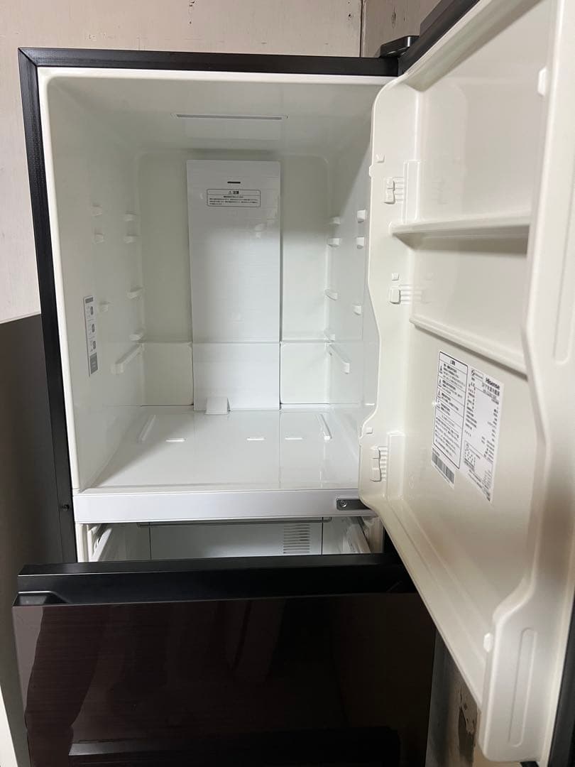 【キムドヨン】Hisense 3ドア冷凍冷蔵庫 ダークブラウン2019年製