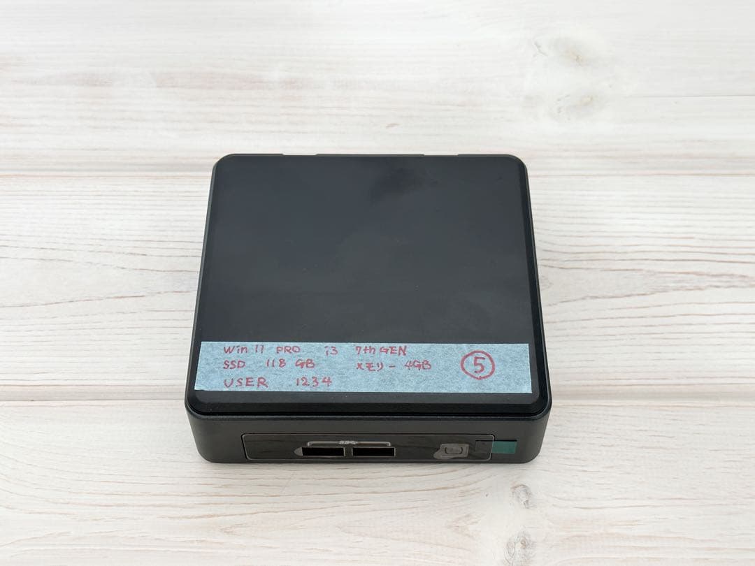 ⑤Intel NUC7i3DNK ミニPC 第7世代i3 Windows11