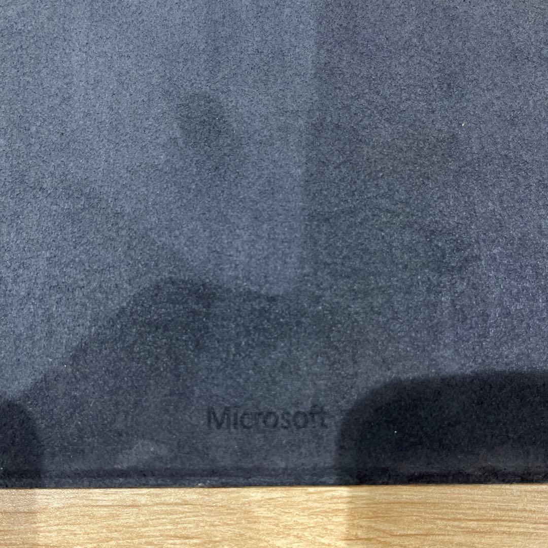 Surface Pro7、キーボード・本体カバー付き