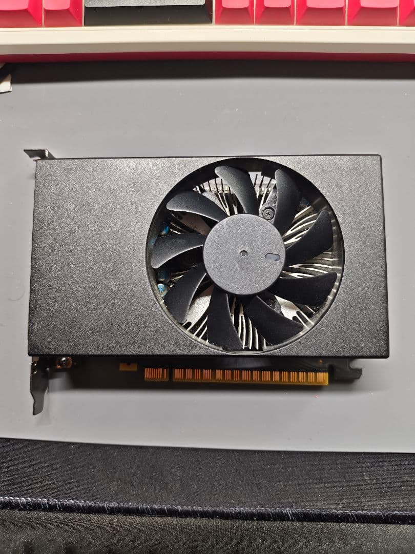 グラフィックボード GTX1650