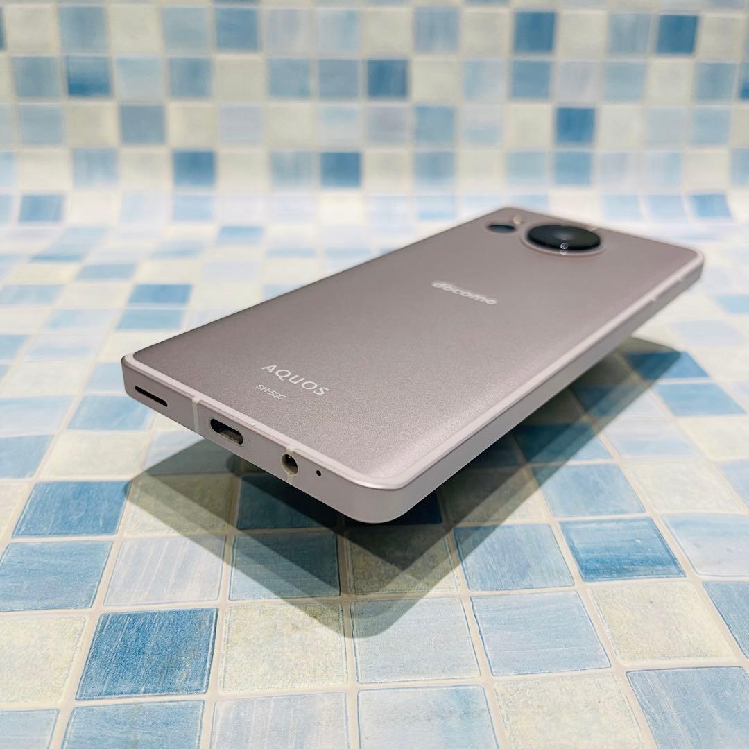 SIMフリー AQUOS sense7 128GB ライトカッパー 電池良好