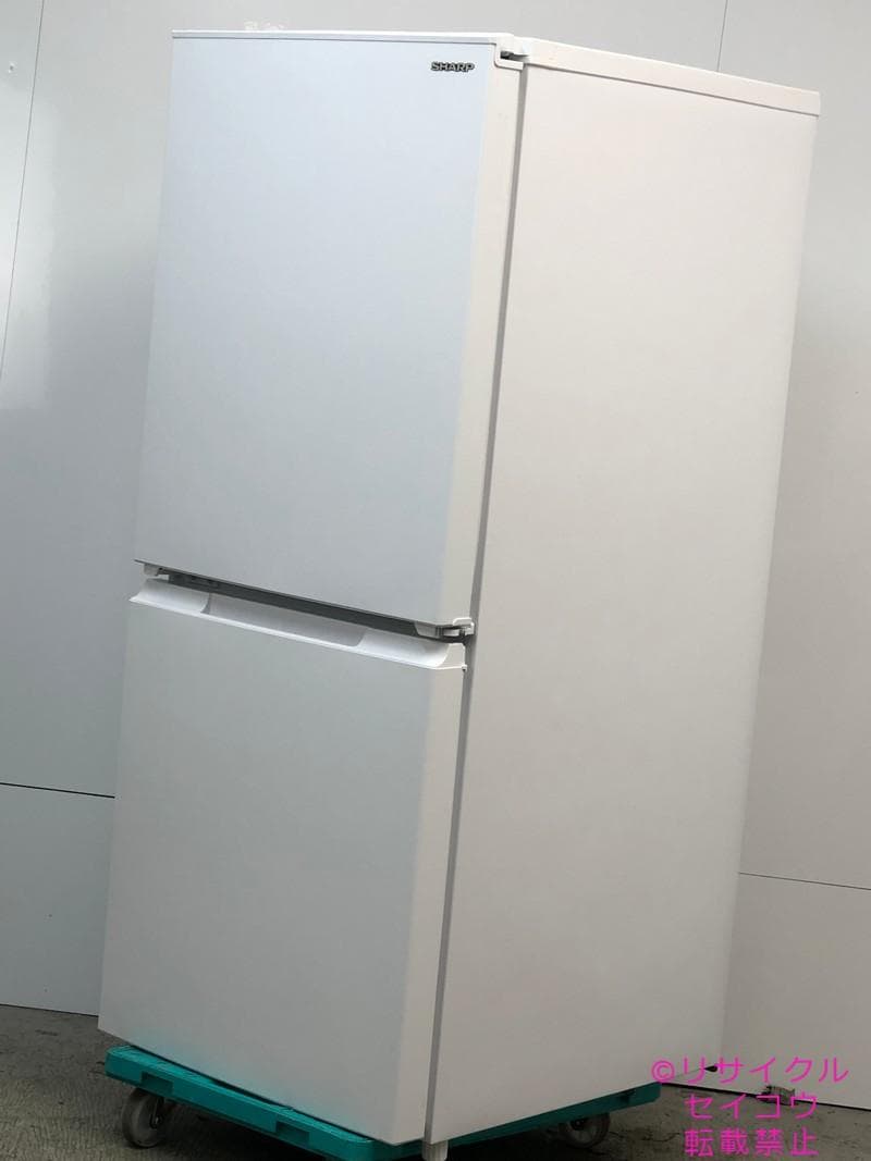 【中古】シャープ冷蔵庫 152L 2023年式2510231200