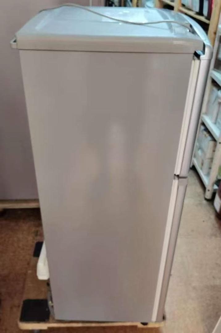 AQUAノンフロン直冷式冷凍冷蔵庫 AQR-111C(S） 2014製