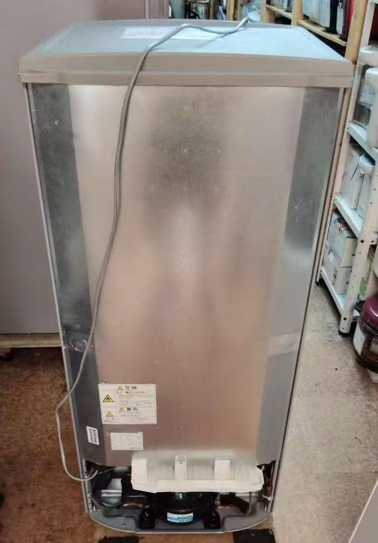 AQUAノンフロン直冷式冷凍冷蔵庫 AQR-111C(S） 2014製