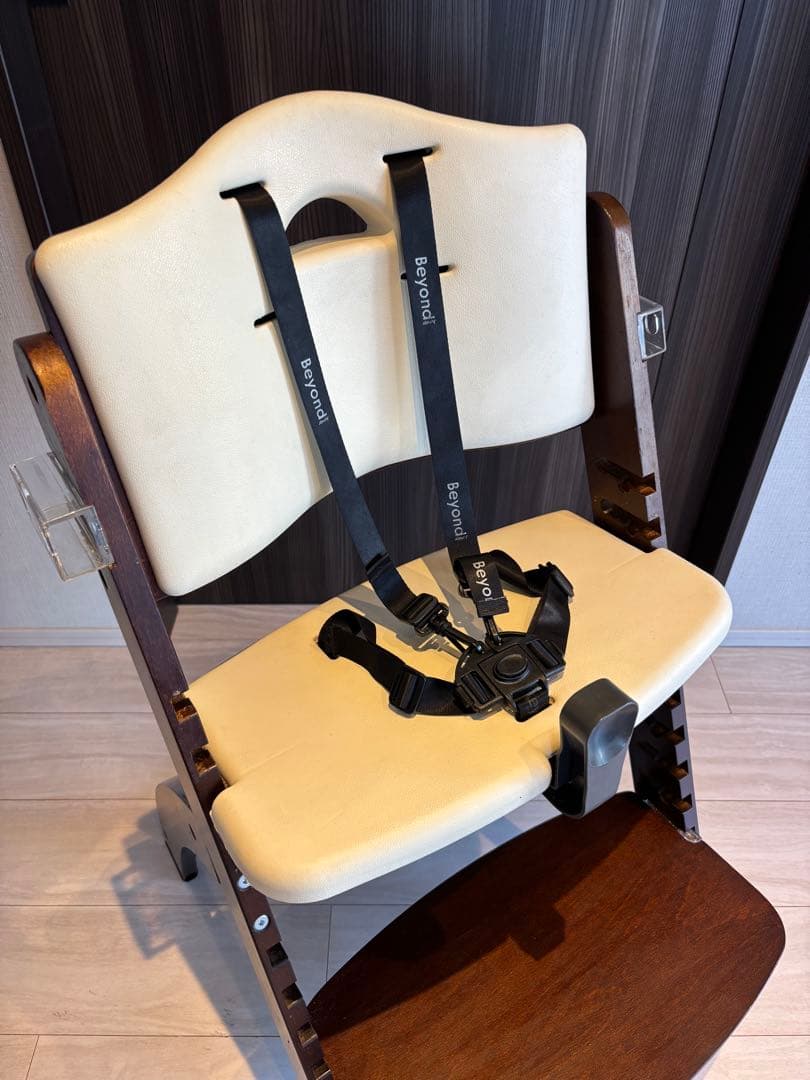 ビヨンドジュニア ハイチェア Beyond Junior