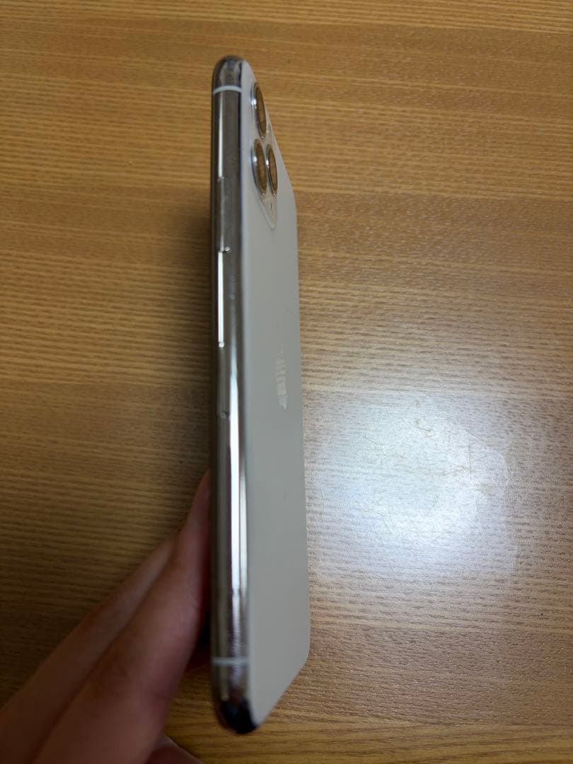 iPhone11pro 本体 256GB シルバー　SIMフリー　即購入×