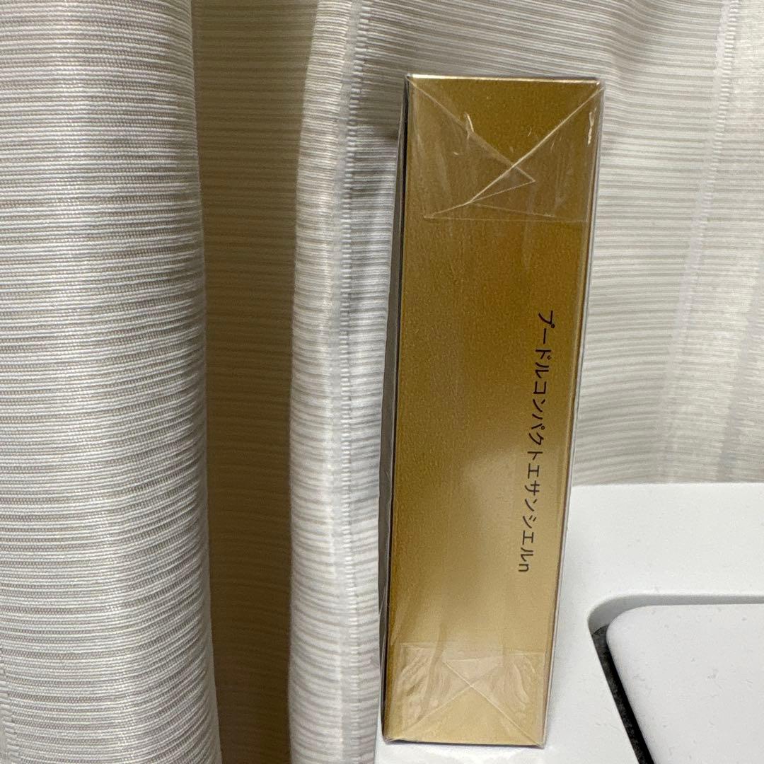 新品未開封 クレ・ド・ポー・ボーテ プードルコンパクトエサンシエルn 5g 本体