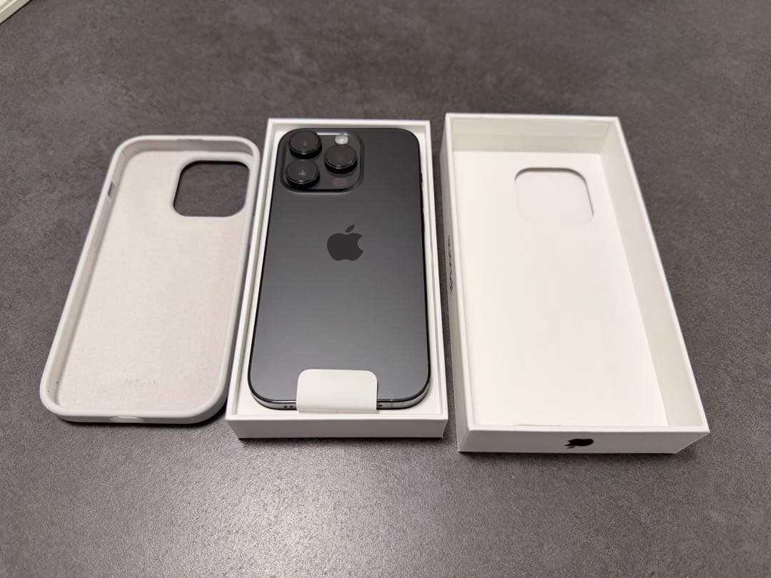 Apple iPhone 14 Pro【美品】【外箱付属品完備】SIMロックなし