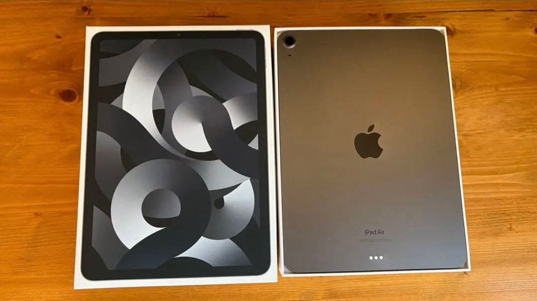 Apple iPad Air (第5世代) 64GB スペースグレー本体