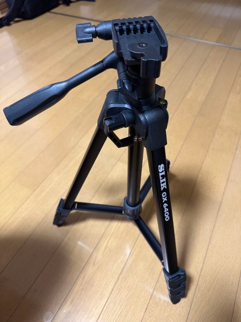 Nikon D5600 デジタル一眼レフカメラ 望遠レンズ付き